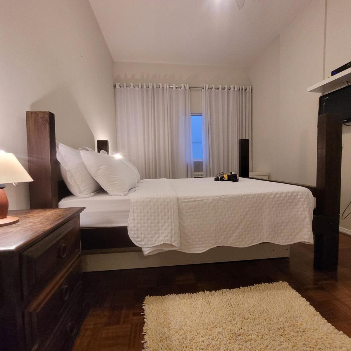 Excelente Localizacao Entre Copacabana, Arpoado E Ipanema Apartamento